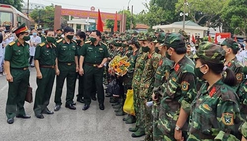 47 officials, doctors, nurses of Military Hospital 7 assist Binh Duong with epidemic fighting